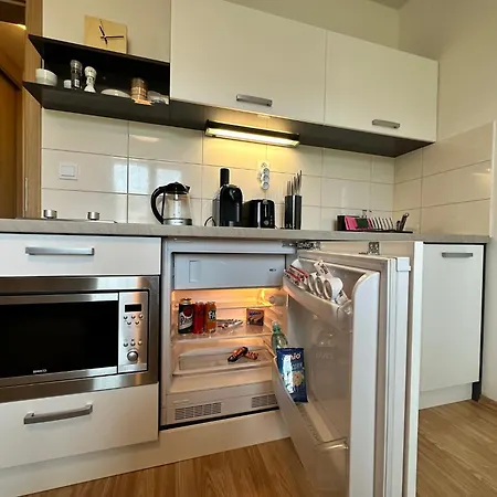 Cozy In The Wider Center * ברטיסלאבה